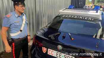 "La tua amica mi ha rubato lo smartphone": si fa giustizia da solo, spara e accoltella un uomo