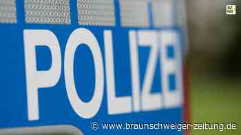 Zwei Männer stehlen 84-Jährigem in Wolfsburg das Portemonnaie