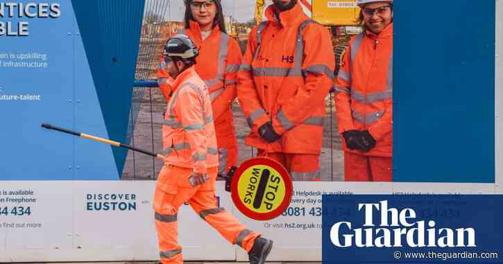 Tell us: will you be affected by the scrapping of the HS2 leg to Manchester?