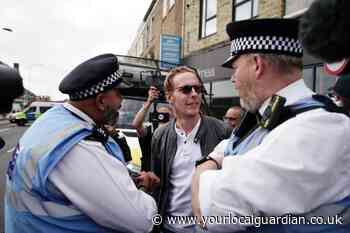 Laurence Fox arrested over ULEZ after video shows home being raided