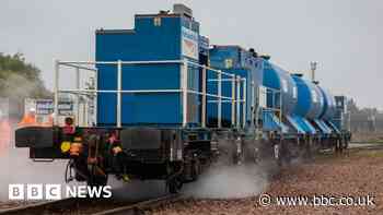 Leaf-blasting trains to target debris on tracks in North-West England