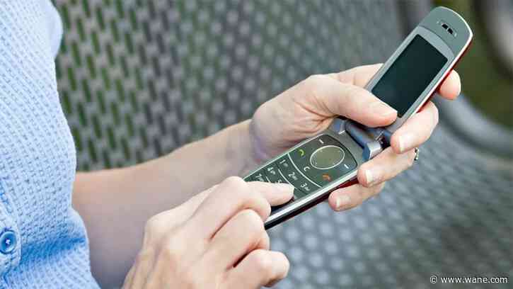 Emergency alert test could expose hidden phones