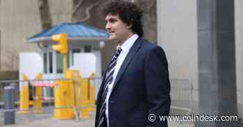 Sam Bankman-Fried 'Lied,' DOJ Tells Jury; Defense Tries to Pin FTX Collapse on Caroline Ellison