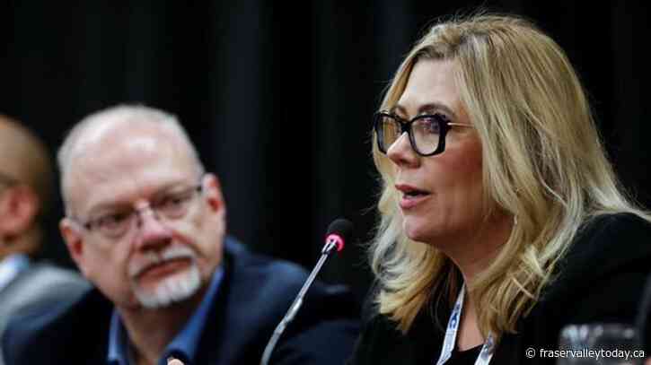 Manitoba Tory cabinet minister denounces right-wing pivot in election campaign