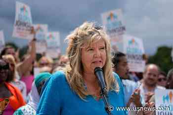 Tennessee Dem Gloria Johnson Raises $1.3M, but GOP Sen. Marsha Blackburn Doubles That in Senate Bid