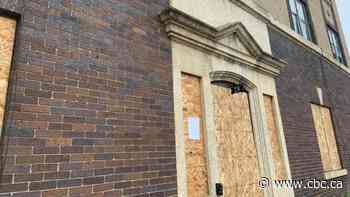 Housing a rare commodity for people forced from Moose Jaw apartment building with code violations