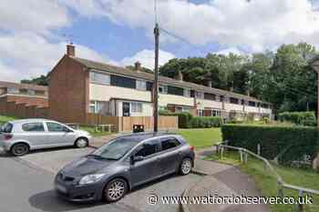 Plan to change use for house in Thumpers, Hemel Hempstead