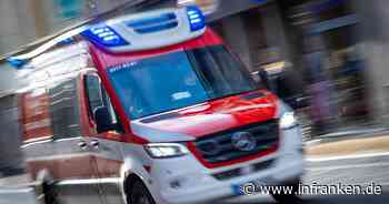 Kitzingen: Senior (91) bei Unfall mit Lastwagen schwer verletzt - Rettungsdienst im Einsatz