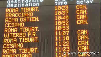 Caos treni regionali, uno studio del Politecnico di Milano per capire le cause. Chiesto il rimborso per i pendolari