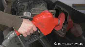 Gas prices to plummet for long weekend