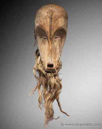 Un brocanteur achète un masque 150 euros à des particuliers et le revend 4,2 millions: un couple réclame justice