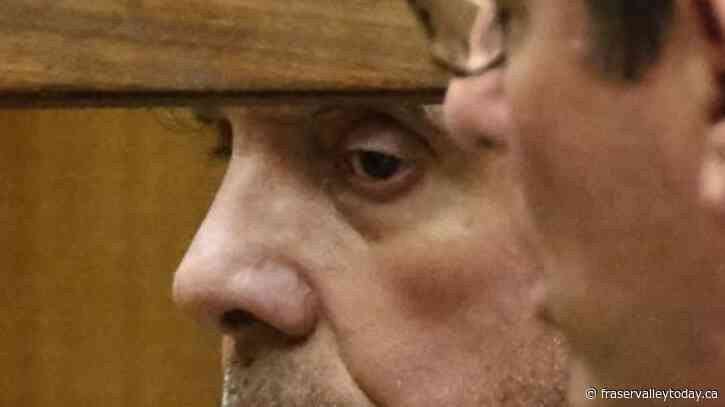 Ex-USC gynecologist charged with sexually assaulting students dies before going to trial