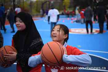Saskatoon outdoor basketball court opens