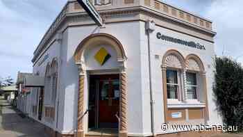 Hundreds of regional bank branches are 'at risk' of closing, but 'there's no easy solution' to solve the problem