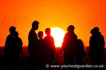 London Weather: Capital to be hit by final 'mini heatwave'