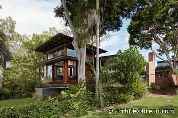 River Hearth House by Arcke
