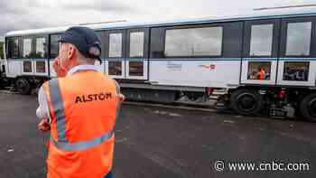 French train manufacturer Alstom slides over 20 after cash flow downgrade