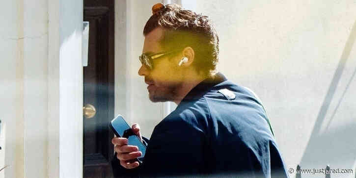 Harry Styles Grabs Coffee in London, Runs Into Friend Angelica Jopling!