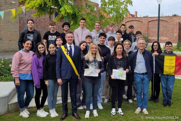 Leerlingen Prizma Campus VTI ronden Erasmusproject af met ontvangst in stadhuis
