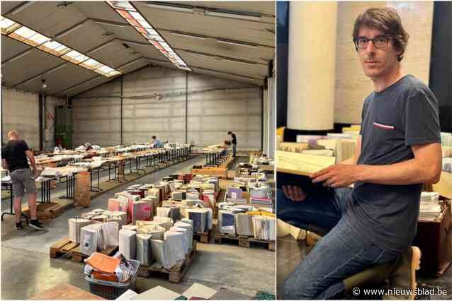 ‘Operatie Redding’ na lek in stadsarchief gaat onverminderd voort: “Tussen élke pagina moet een velletje keukenrol”