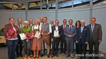 Ausgezeichnete „Mutmacher“: Landkreis verleiht Wirtschaftspreis