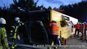 20 Verletzte nach Buscrash? Rettungskräfte üben in Müden