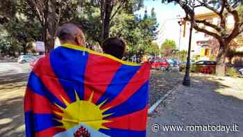 I tibetani invisibili di Roma. Le storie di chi scappa dalla Cina