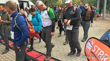 360 Leute rund um Jena gemeinsam unterwegs auf dem schönsten Wanderweg Deutschlands