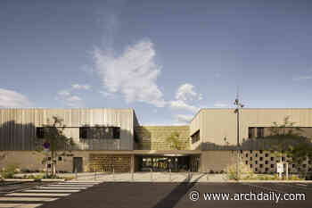 Jacques Chirac School & Gymnasium / BPA ARCHITECTURE