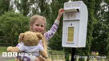 Grimsby: Bereaved family set up 'letters to heaven' postbox