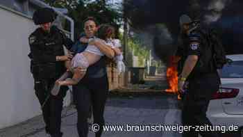 Angriffe auf Israel: Arabische Staaten fordern Gewalt-Ende