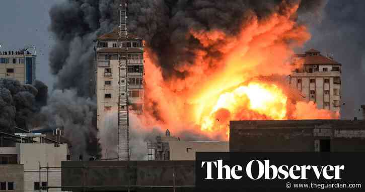 Israel strikes back after massive Palestinian attack