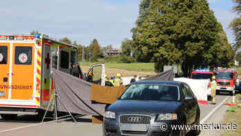 Tragödie auf der B11 bei Icking: Fahrradfahrerin kollidiert mit Pkw und stirbt noch am Unfallort