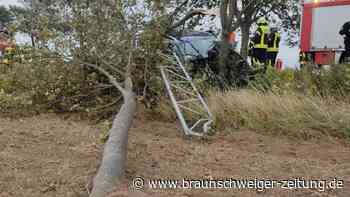 Stillstand erst nach 30 Metern - Unfall im Kreis Peine
