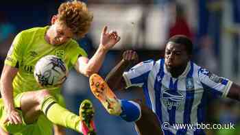 Sheffield Wednesday 0-0 Huddersfield Town: Terriers held on Moore's Hillsborough return