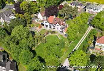 Couple withdraw plans for eco home in Wheatley Lane Road