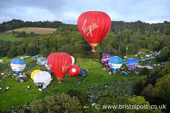 Crowds flock to see Sonic the Hedgehog hot air balloon inflated in Bristol