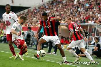 Le défenseur de l'OGC Nice Jean-Clair Todibo remplace William Saliba chez les Bleus