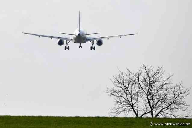 “Overheid betaalt gewoon de dwangsommen, intussen al 4,4 miljoen, maar het is ons niet om het geld te doen”: Noordrand pikt toename van vliegverkeer niet