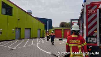 Feuerwehreinsatz an Wasserburger Schwimmbad nach Saunabrand