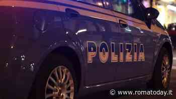 Branco di ragazzi colpisce al volto guardia giurata, caccia alla gang
