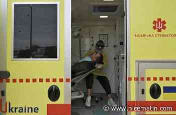 Près du front, des dentistes ukrainiens bravent le danger pour soigner leurs "héros"