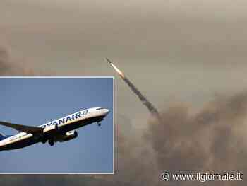 Paura sul volo Ryanair in Israele sfiorato dal razzo di Hamas: cos'è successo