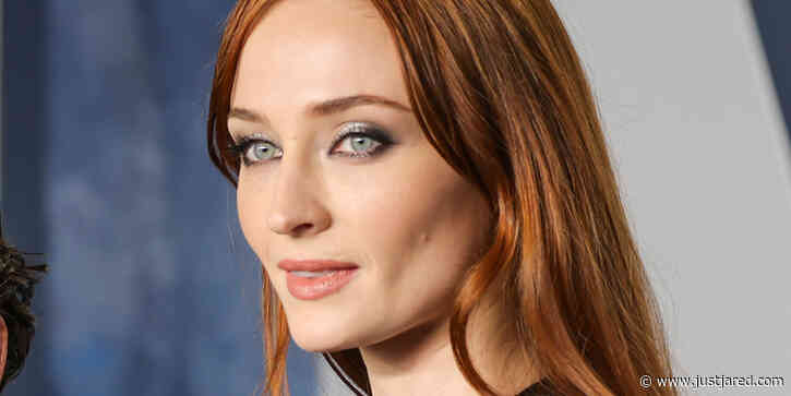 Sophie Turner Makes Her First Post Since Joe Jonas Split & Shares a Meaningful, Taylor Swift-Style Friendship Bracelet!