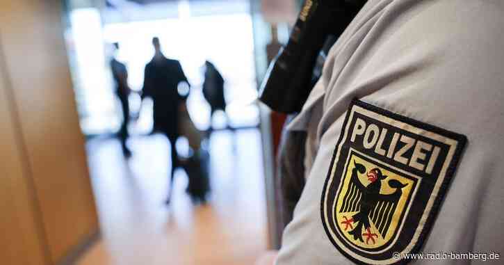 30-Jährige randaliert an Hauptbahnhof: Verletzt Polizisten