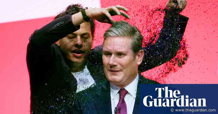 Glitter, a P45 and hecklers: the art of interrupting a conference speech