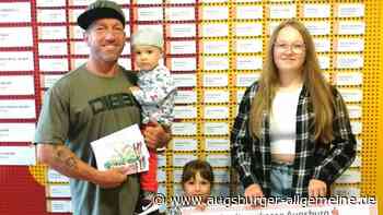 Augsburger sammelt mit seinem Kinderbuch Spenden für Krebskranke