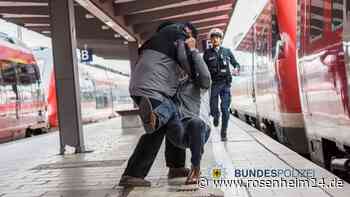 Tätlicher Angriff auf drei Bruckmühler in Regionalzug – Jugendlicher (17) verletzt
