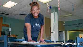 These shelter volunteers' lived experiences push them to help others this winter in Thunder Bay