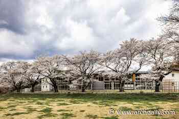 Hitachi City Nakazato Elementary and Junior High School / MIKAMI Architects